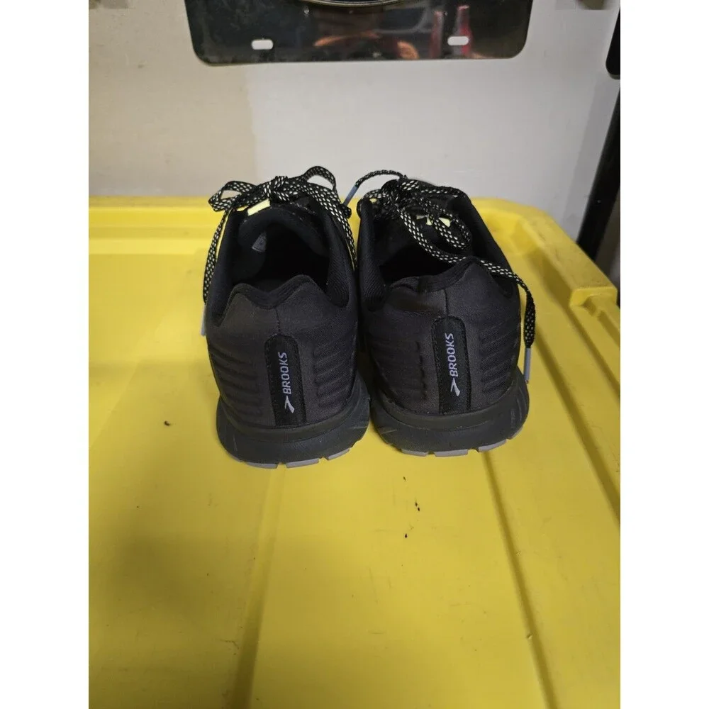Brooks Anthem 5 Women’s Running Shoes Black Gray Sneakers Athletic Gym Sz 9